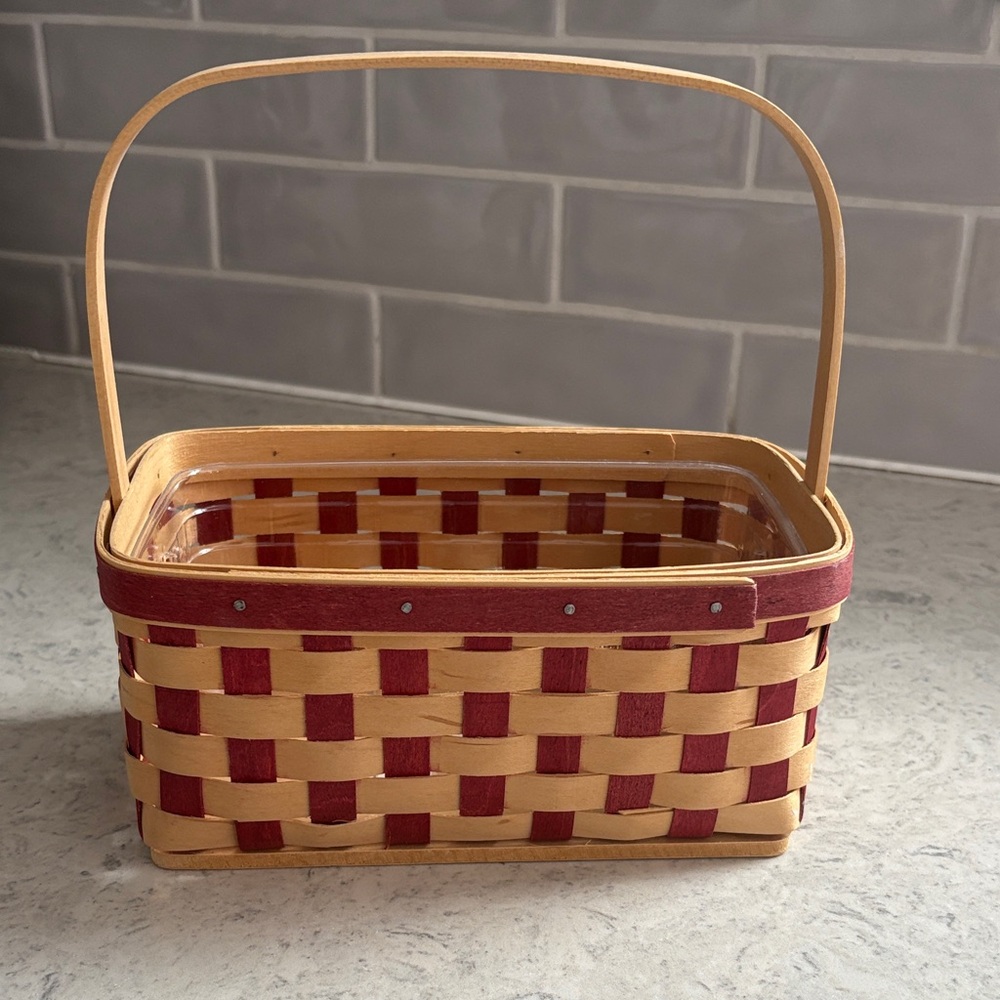RARE 2006 Two Pint Longaberger Basket in Cherry & Natural.